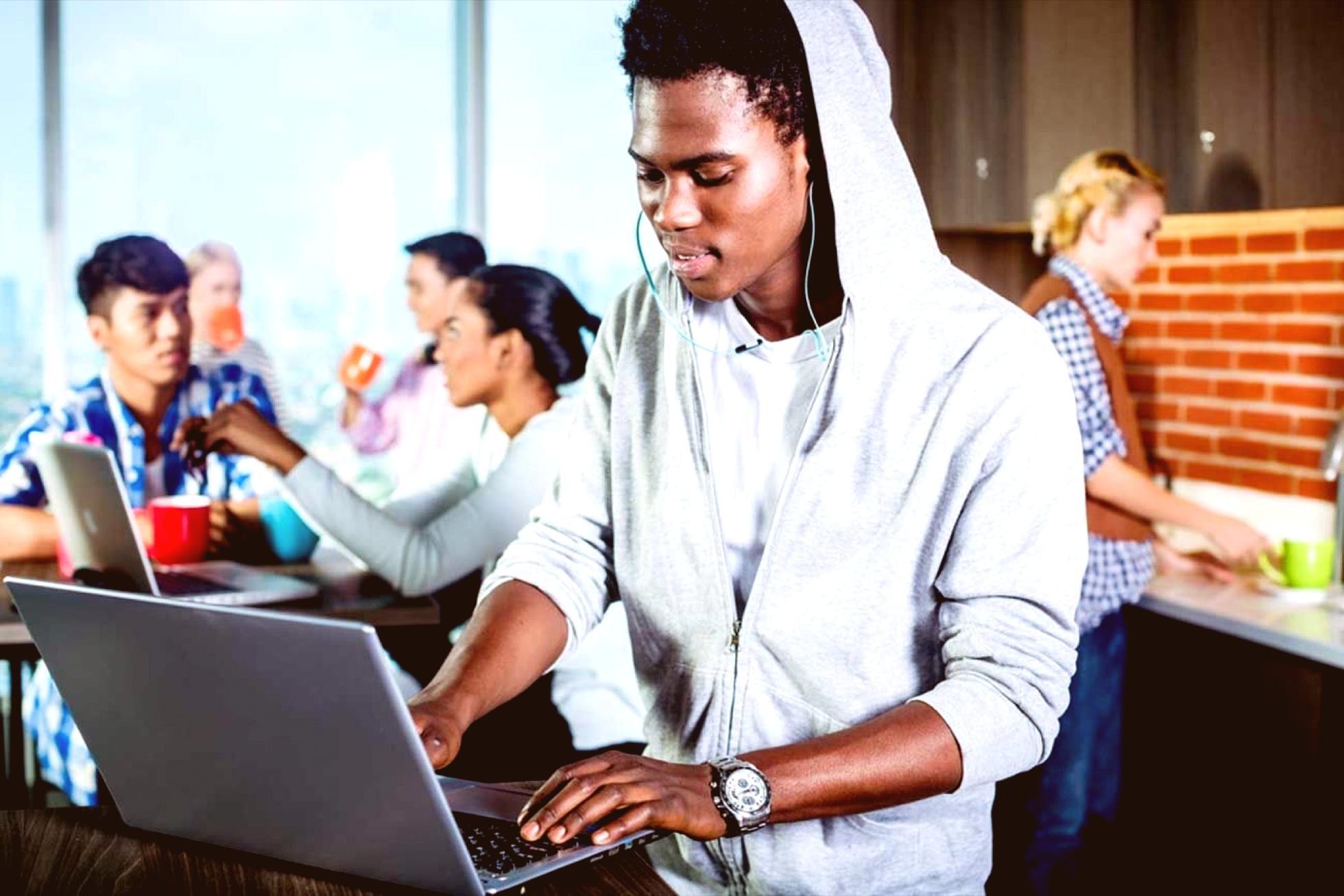 Organizzazione budget evento con dettagli finanziari